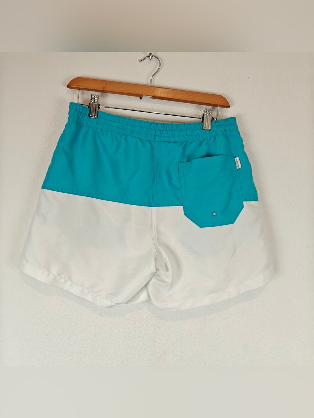 Chubbies Blue & White Colorblock Swim Trunks Men's Small 5" Inseam Beachcore - Picture 6 of 10